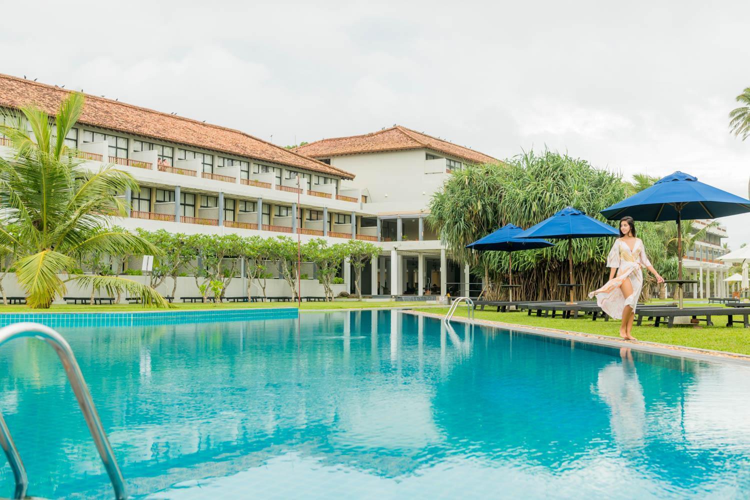 The Blue Water - Geoffrey Bawa Heritage - City Resort Hotel Ваддува Экстерьер фото