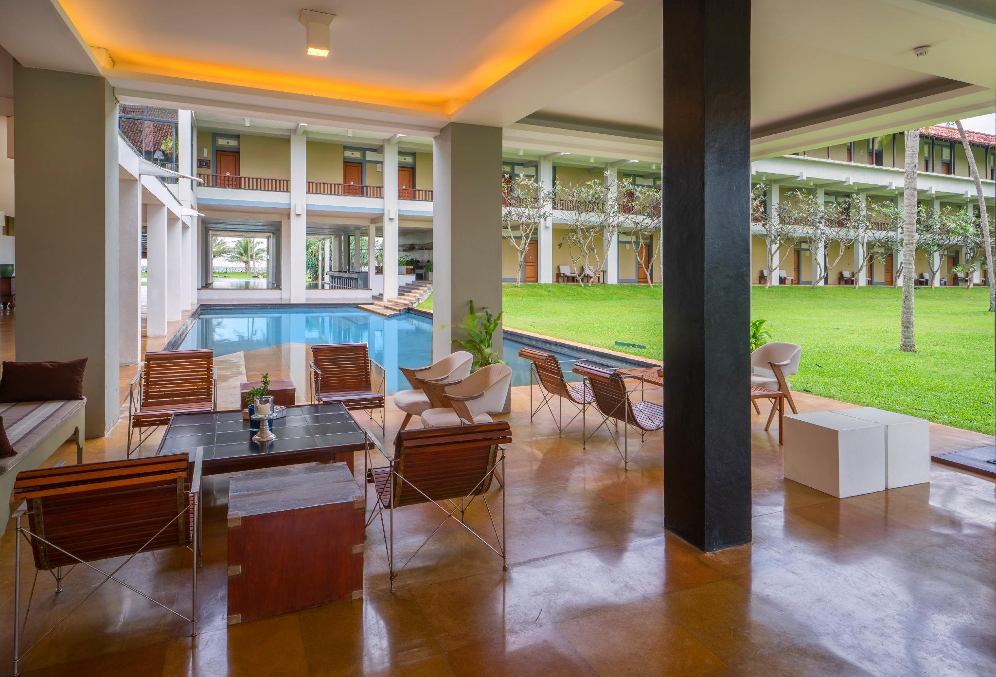 The Blue Water - Geoffrey Bawa Heritage - City Resort Hotel Ваддува Экстерьер фото