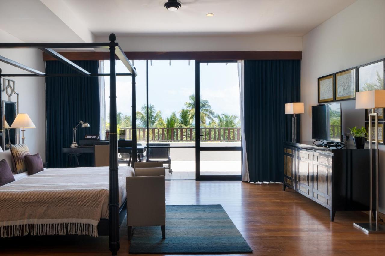The Blue Water - Geoffrey Bawa Heritage - City Resort Hotel Ваддува Экстерьер фото
