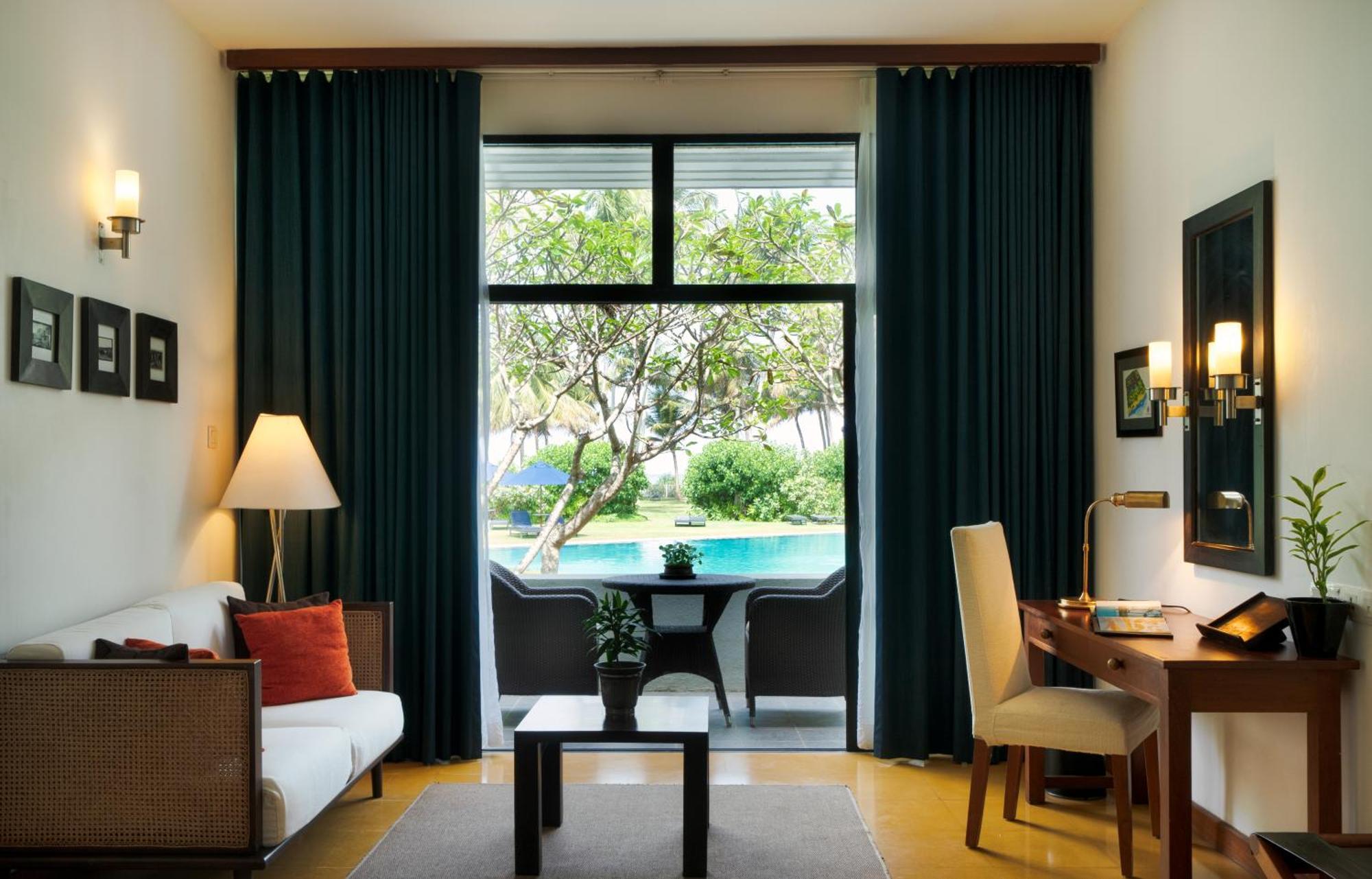 The Blue Water - Geoffrey Bawa Heritage - City Resort Hotel Ваддува Экстерьер фото