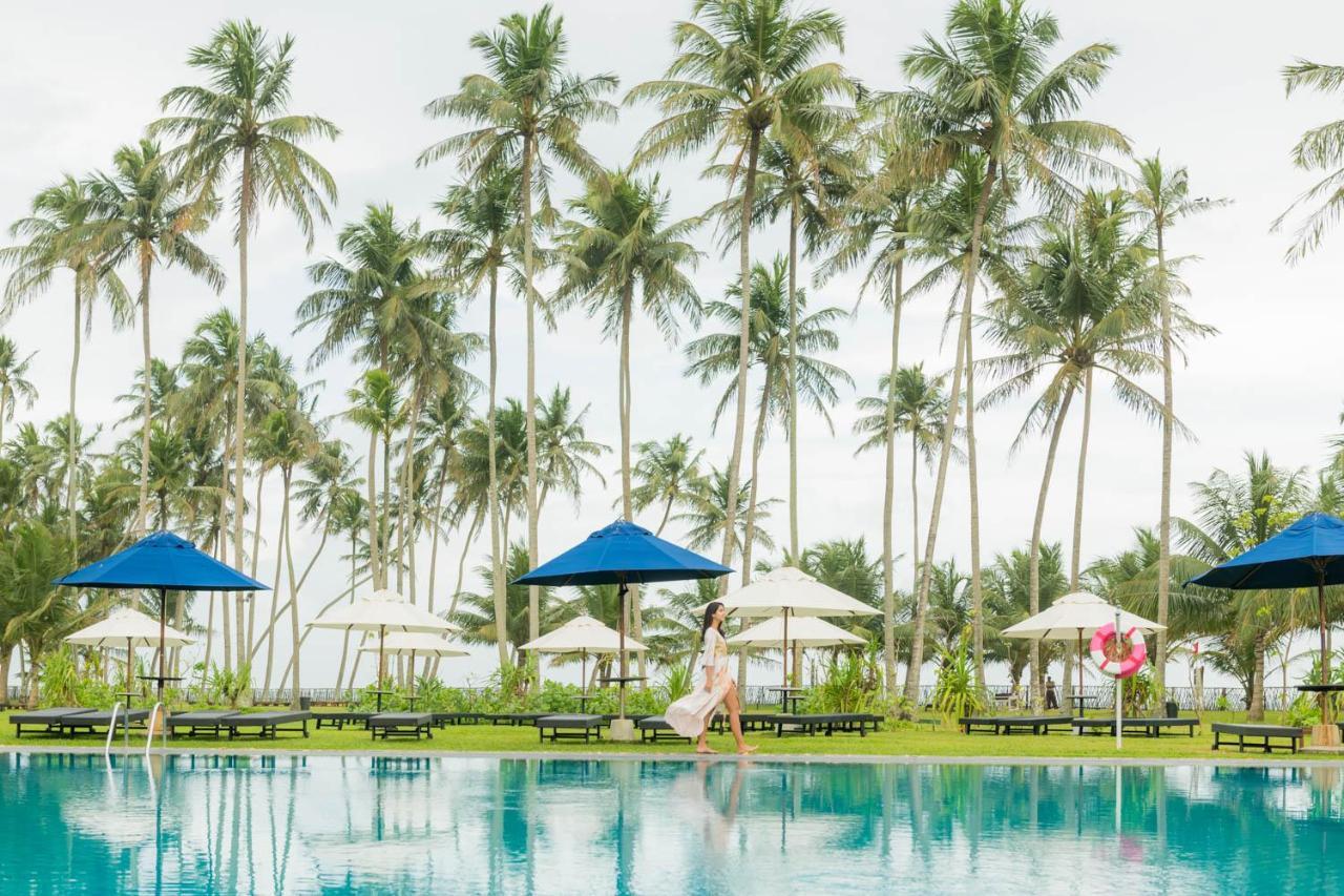 The Blue Water - Geoffrey Bawa Heritage - City Resort Hotel Ваддува Экстерьер фото