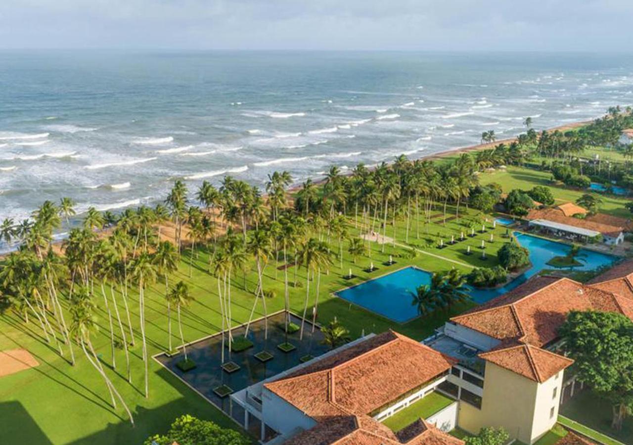 The Blue Water - Geoffrey Bawa Heritage - City Resort Hotel Ваддува Экстерьер фото
